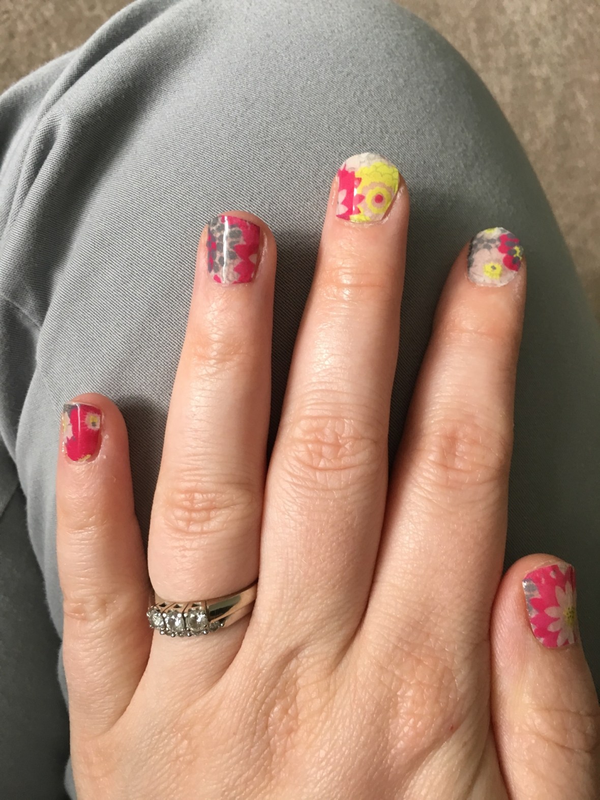 6CEA362E-4A7A-421E-BE82-6AEC10B9AC22