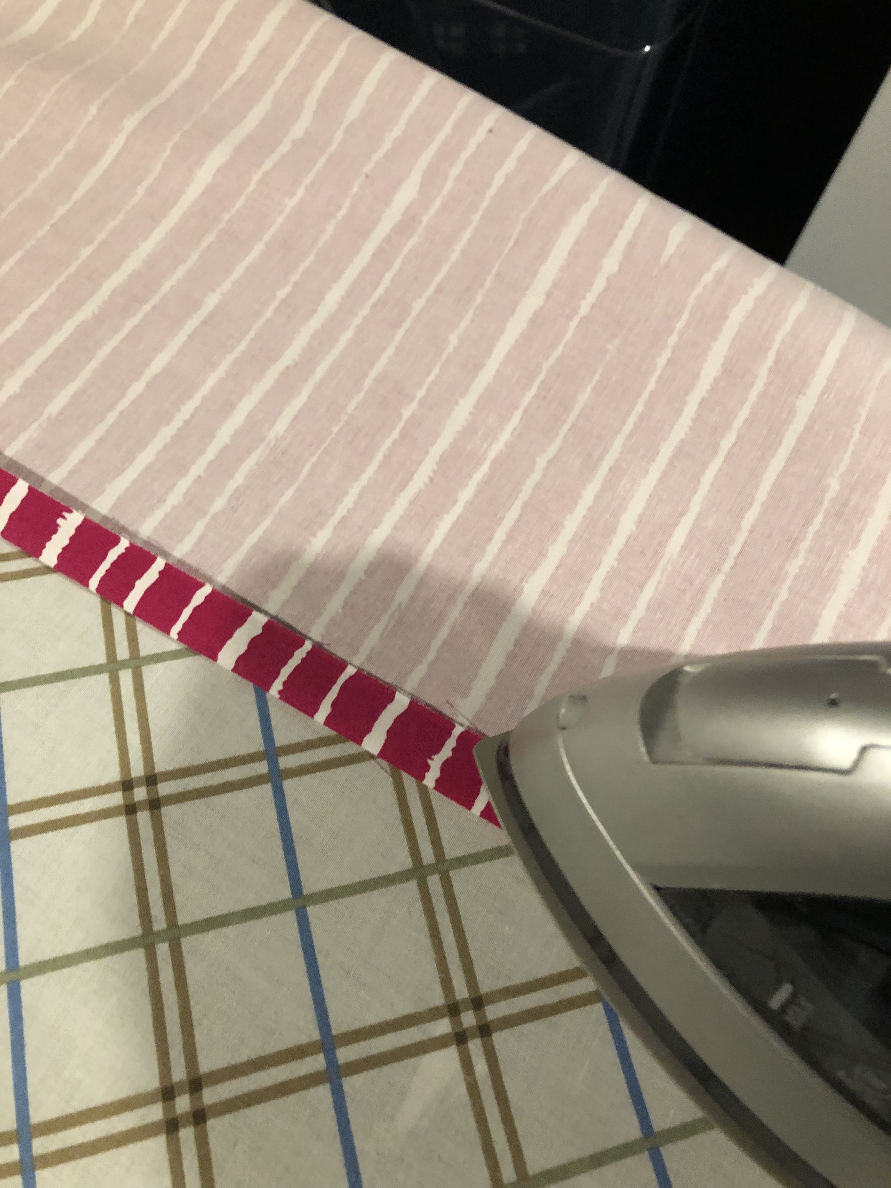 9D8E9125-1B5B-4C26-B009-7F06B4F63970